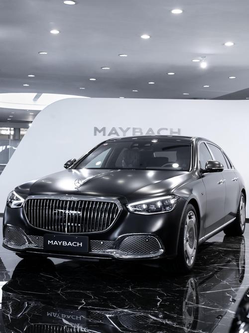 成都69岚图汽车的售后服务让用户无忧出行，迈巴赫未来的豪华车趋势